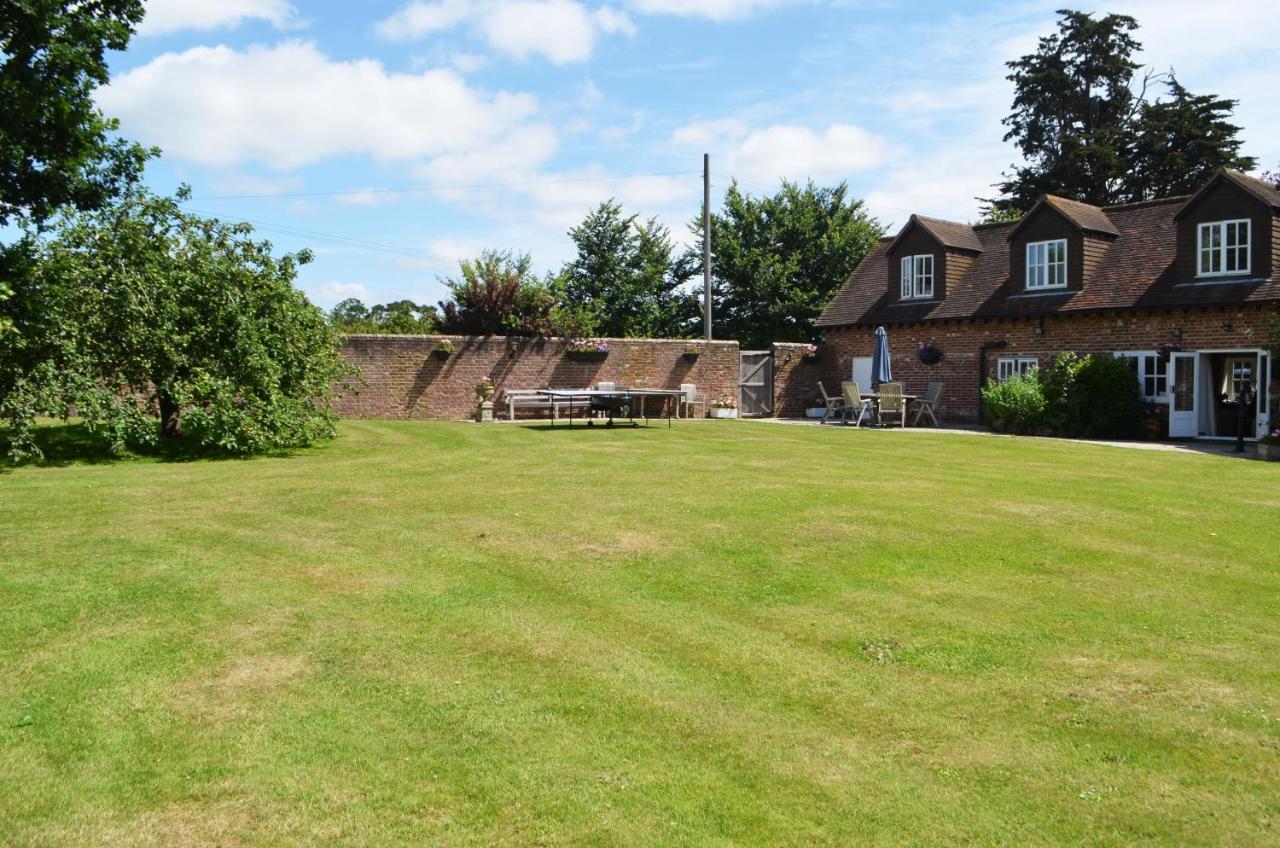 Hanger Down House Bed And Breakfast Arundel Exterior photo